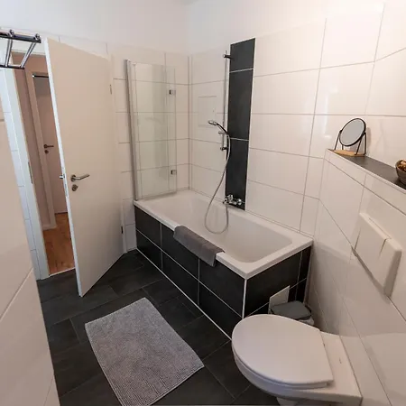 Md-1 Heidestrasse-Zentrumsnah-2 Schlafzimmer-Voll Ausgestattet Magdeburg Exterior photo